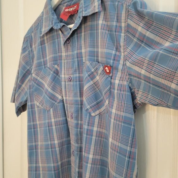 Split Men's Short Sleeve Button Down Classic Blue Plaid Print - Picture 8 of 11